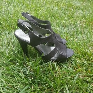 Nine and co 8 size platform shoes